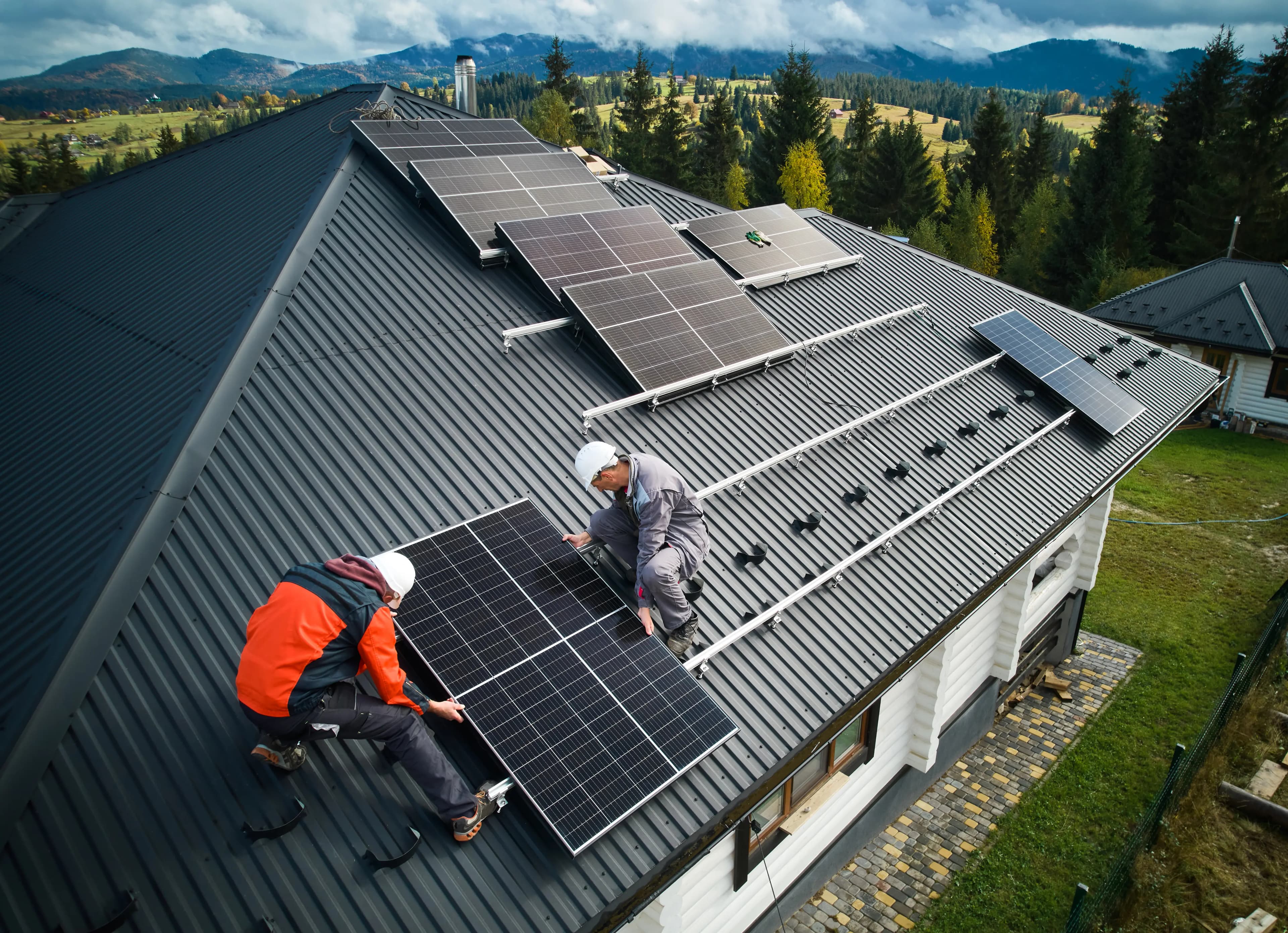 Photovoltaikanlage auf einem Einfamilienhaus in Kärnten - Conversio Energie